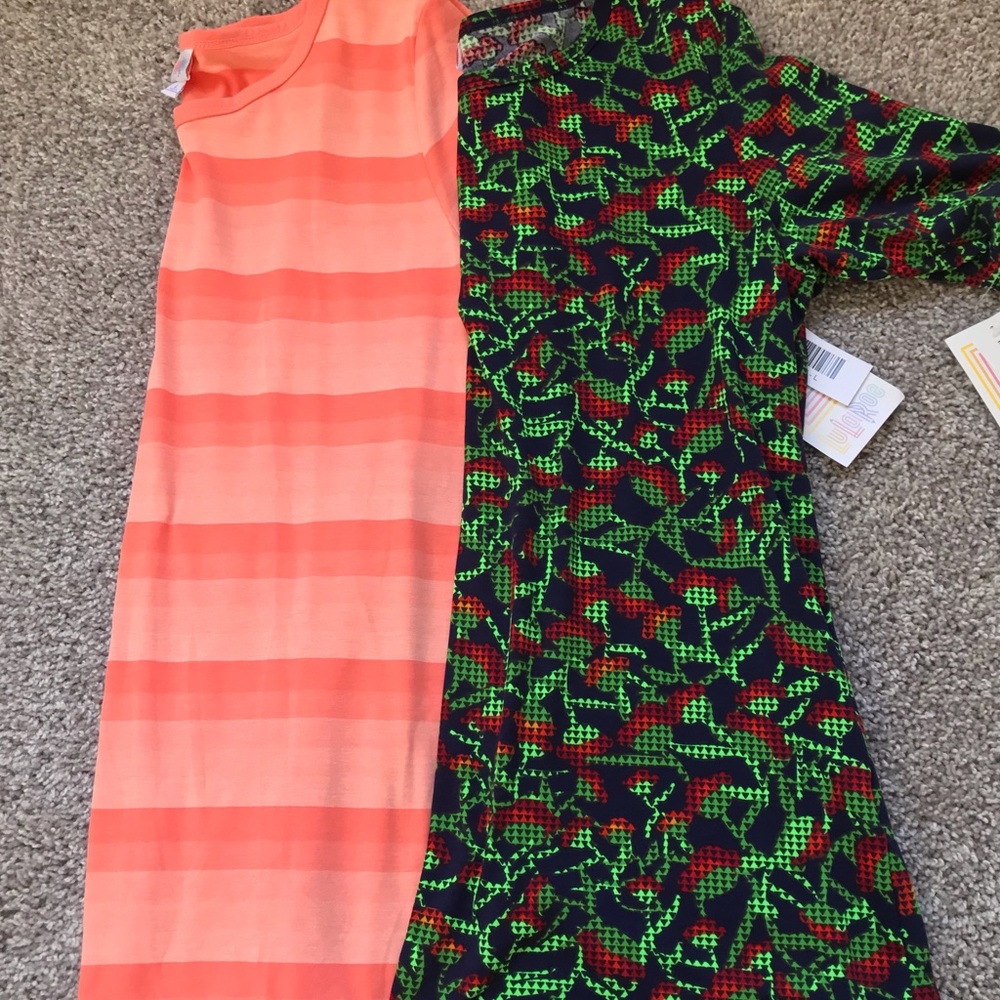 NWT Lot of 2 L LuLaRoe Gigi Tops boatneck